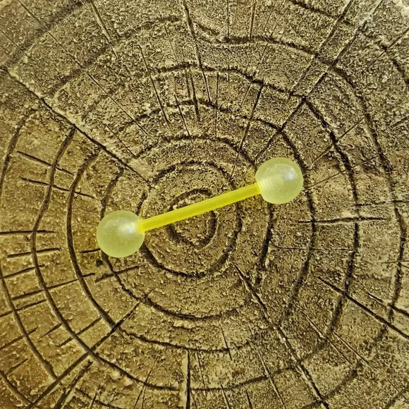 Jewelry - COPY - 14g glow in the dark tongue ring